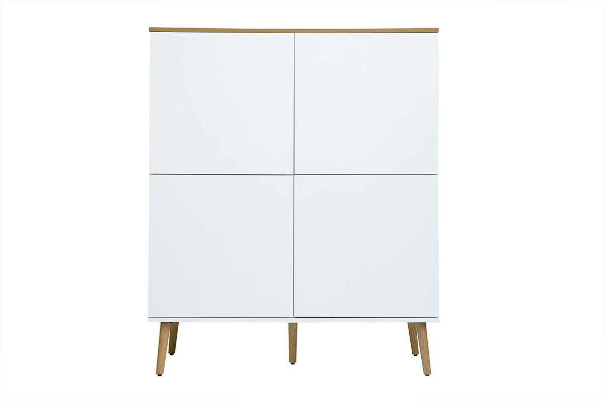 Buffet haut scandinave ANDERS blanc avec dessus en ch�ne clair, quatre portes et pieds en bois, vue de face.