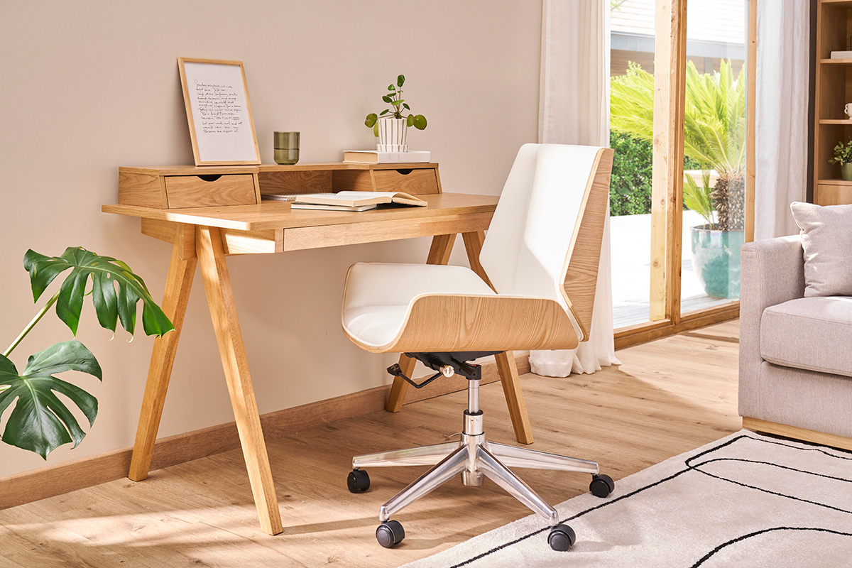Chaise de bureau � roulettes design blanc, bois clair et acier chrom� CURVED