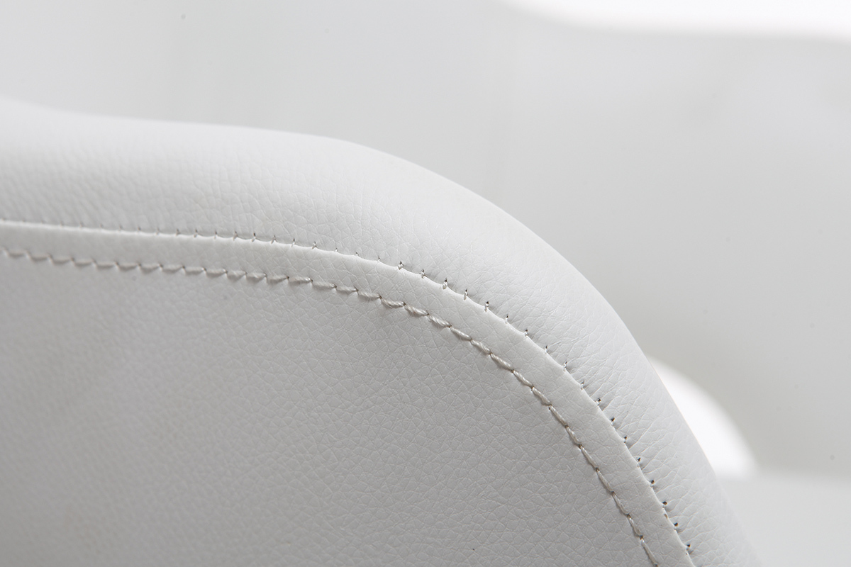 Chaise de bureau � roulettes design blanc et acier chrom� JESSY