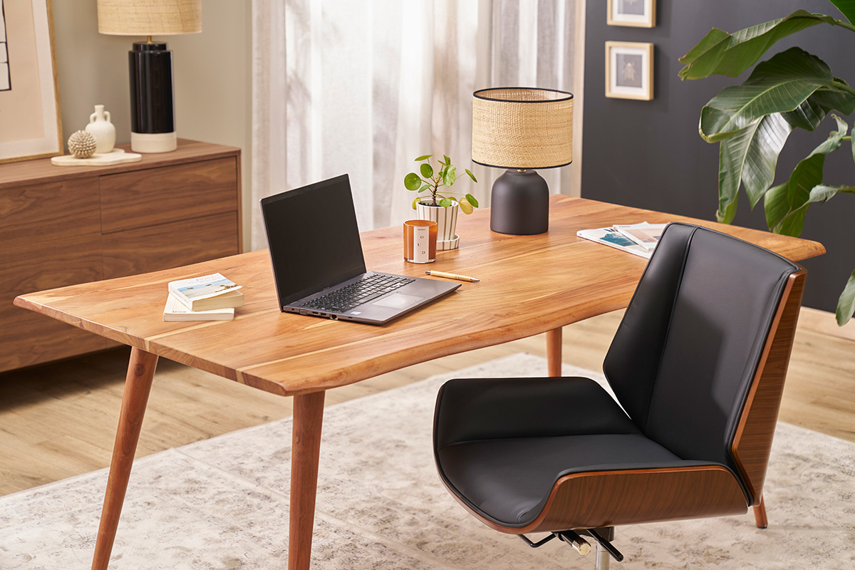 Chaise de bureau � roulettes design noir, bois fonc� noyer et acier chrom� CURVED