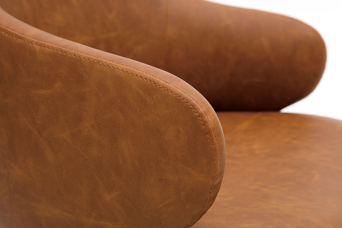 D�tail de l'accoudoir en polyur�thane marron de la chaise de bureau HEMMY.