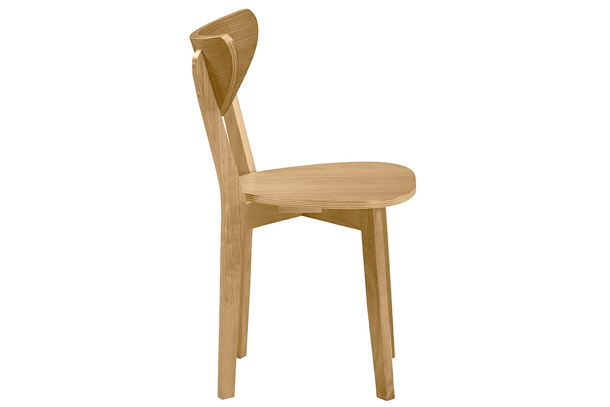 Chaise scandinave en bois clair vue de profil, avec forme �pur�e et dossier incurv�.