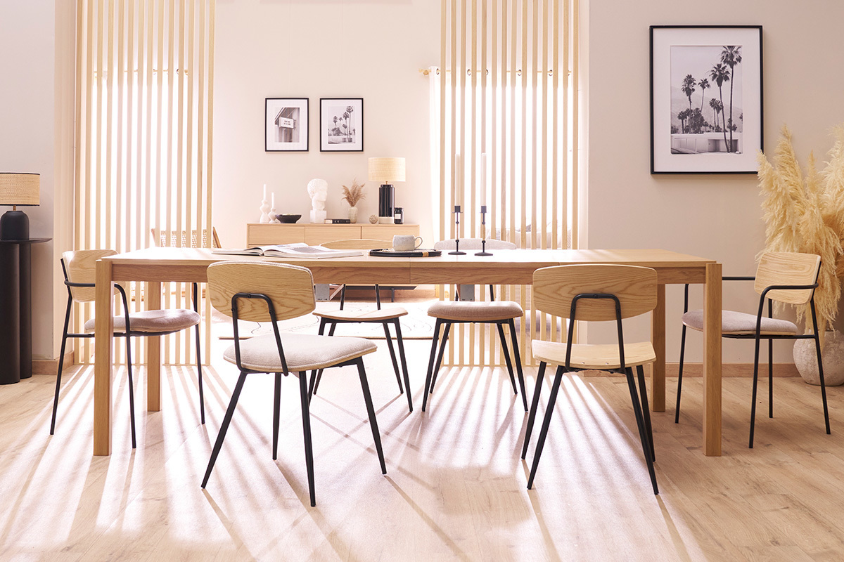 Chaises vintage en bois clair ch�ne et m�tal noir (lot de 2) JOLINE