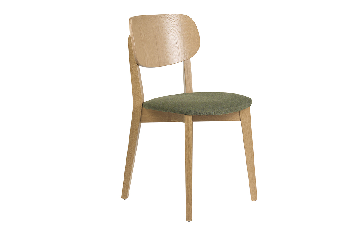 Chaise vintage en bois clair ch�ne avec assise en velours vert kaki, vue de 3/4.