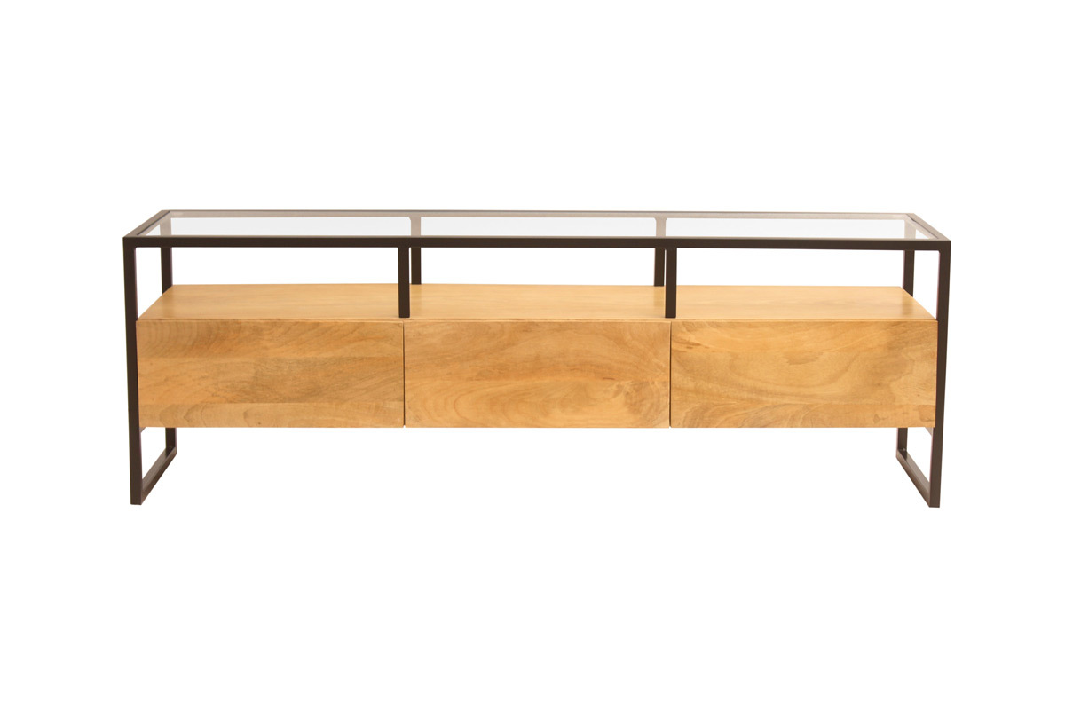Meuble TV DIYA en bois et m�tal avec trois tiroirs, vue de face.