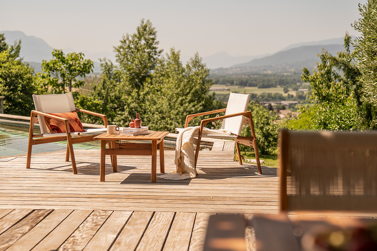 Salon de jardin blanc et bois massif PADANG