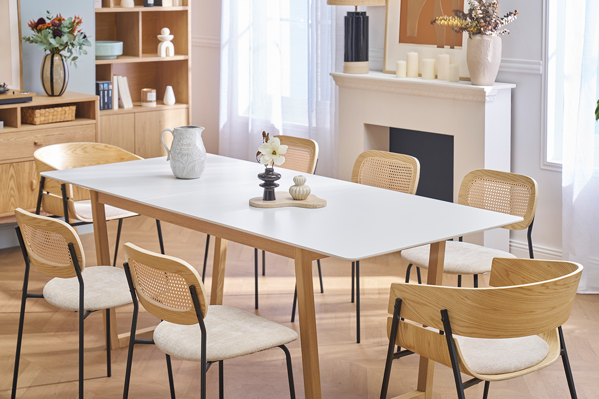 Table � manger extensible rectangulaire rallonges int�gr�es finition blanc et bois clair ch�ne massif L160-240 cm LAHO
