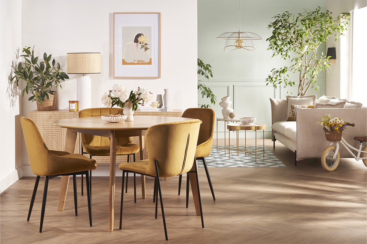 Table � manger ronde extensible finition ch�ne L120-150 cm LEENA