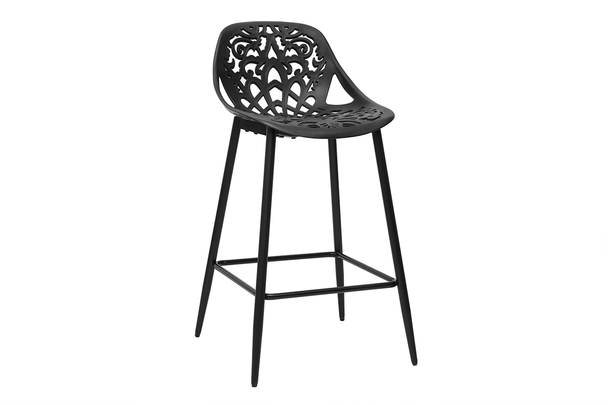 Tabouret de bar noir avec motif baroque en m�tal, vue de 3/4.