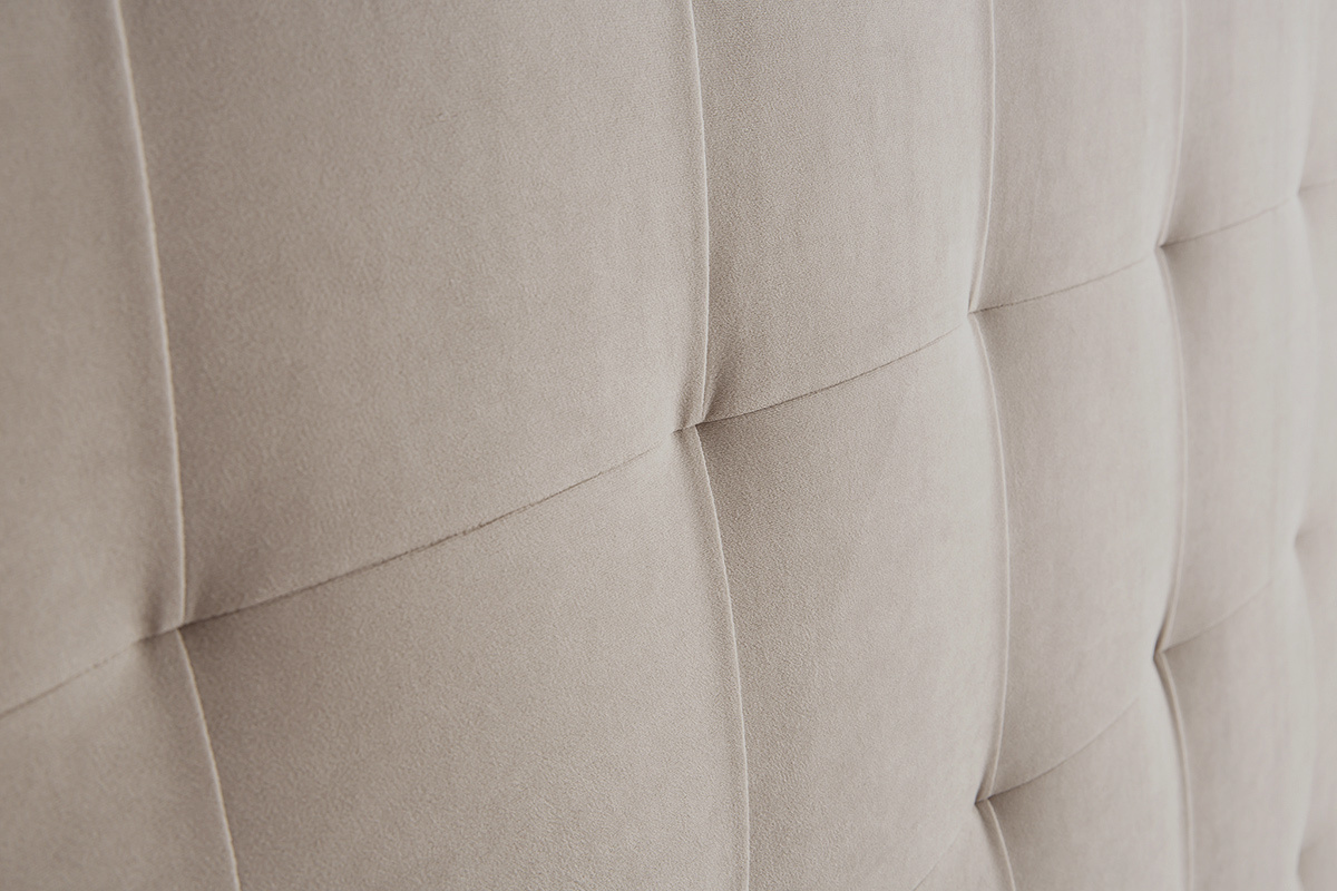 T�te de lit capitonn�e en tissu velours taupe L160 cm HALCIONA